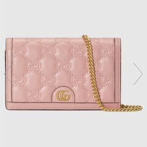 GUCCI - GG MATELASSÉ CHAIN WALLET